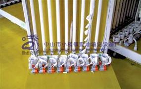 電子鎮(zhèn)流器老化臺(tái)車