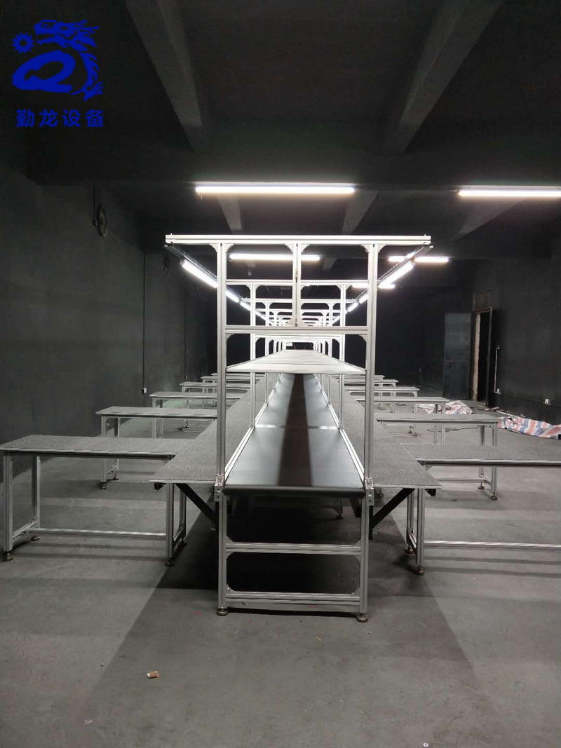 如何選購組裝流水線設(shè)備